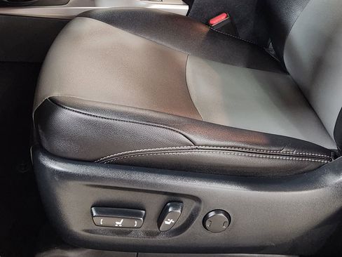 Used 2022 Toyota 4Runner SR5 Premium image 41