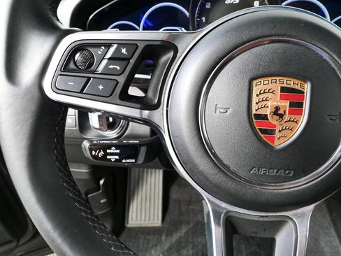 Certified 2023 Porsche Cayenne GTS w/ Premium Package AWD/4WD image 11