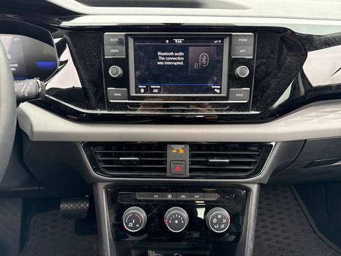 Certified 2023 Volkswagen Taos S FWD image 26