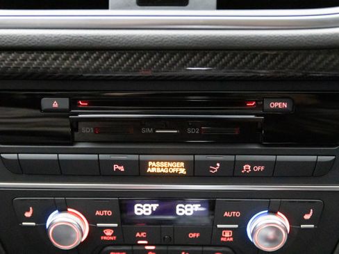 Used 2016 Audi RS 7 Prestige w/ Carbon-Optic Package image 93