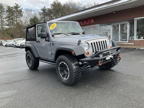 Used 2013 Jeep Wrangler Rubicon w/ PWR Convenience Group image 3