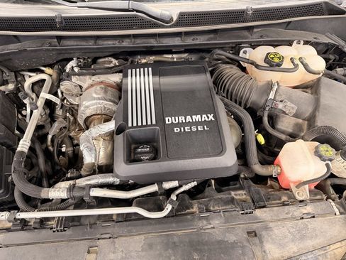 Used 2021 GMC Yukon SLT image 34