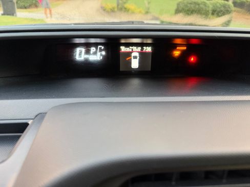 Used 2016 Toyota Prius C One FWD image 14