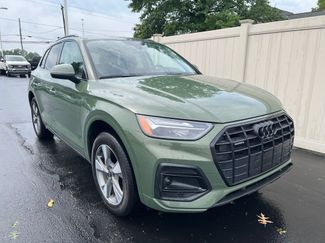 Used 2024 Audi Q5 2.0T Premium Plus w/ Premium Plus Package AWD/4WD video 2