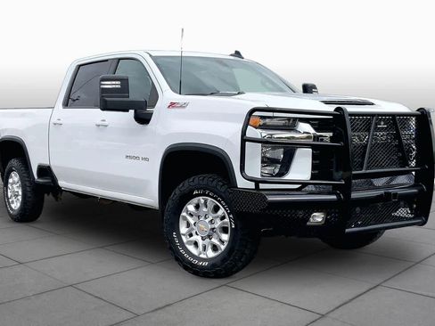 Used 2023 Chevrolet Silverado 2500 LT w/ Convenience Package image 3