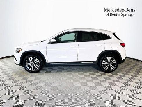 Used 2026 Mercedes-Benz GLA 250 image 4