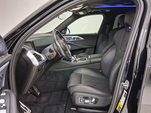 Certified 2023 BMW XM AWD/4WD image 3