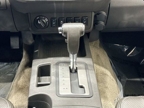 Used 2015 Nissan Xterra PRO-4X w/ Pro-4x Leather Package image 24