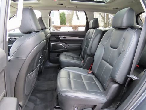Used 2020 Kia Telluride SX image 16