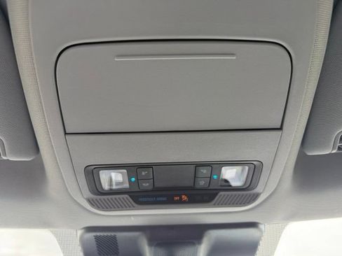 Used 2025 Ford F150 XL w/ Equipment Group 103A High AWD/4WD image 18