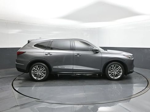 Used 2024 Acura MDX SH-AWD w/ Advance Package image 11