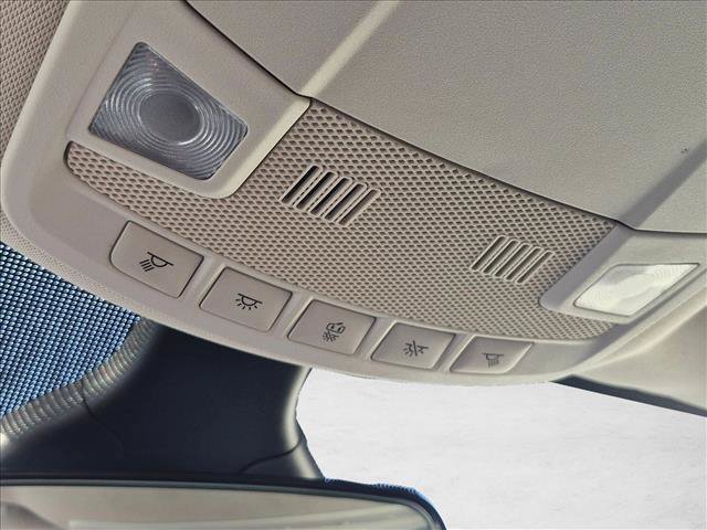 Used 2021 Ford Edge SE FWD image 14