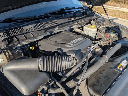 Used 2016 RAM 2500 Laramie w/ Convenience Group image 28