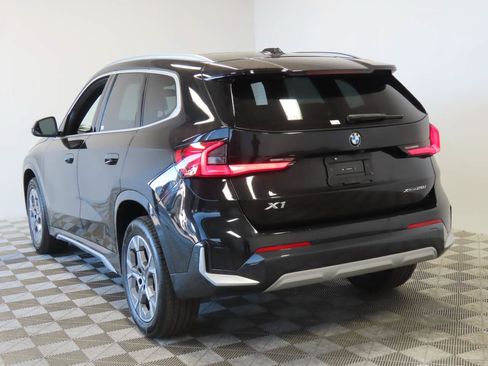 Used 2024 BMW X1 xDrive28i AWD/4WD image 3