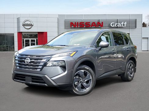 Certified 2026 Nissan Rogue SV FWD image 1