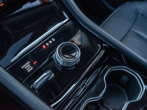 Used 2023 Jeep Grand Cherokee L Limited w/ Luxury Tech Group II image 20