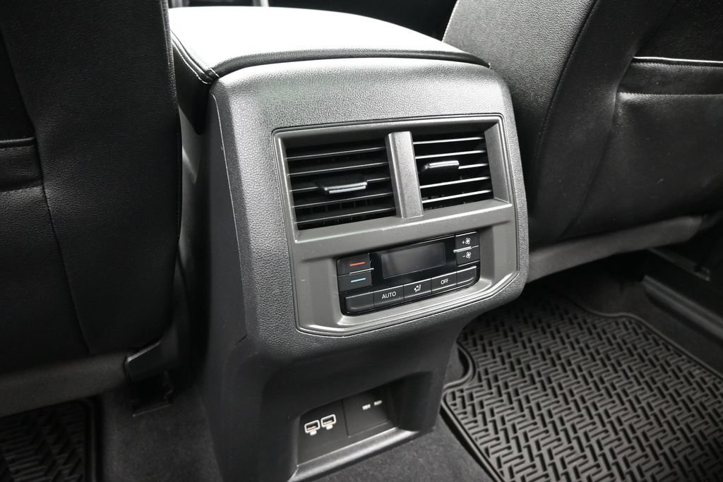 Used 2021 Volkswagen Atlas SE AWD/4WD image 21