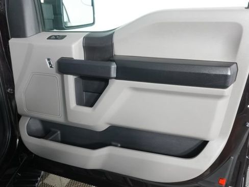 Certified 2019 Ford F150 XL w/ Equipment Group 101A Mid AWD/4WD image 34