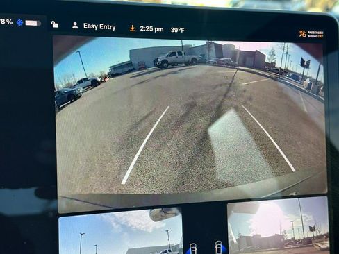 Used 2018 Tesla Model 3 Mid Range image 19