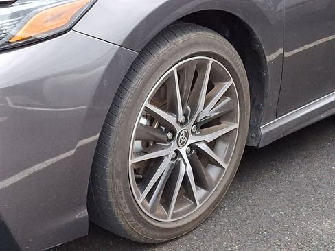 Used 2023 Toyota Camry SE w/ Cold Weather Package FWD image 10