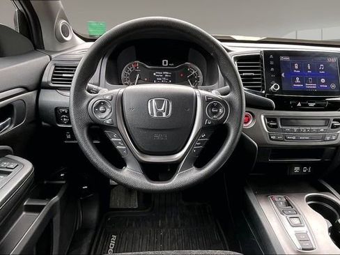 Used 2023 Honda Ridgeline Sport image 8