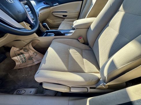 Used 2012 Honda Accord LX image 21