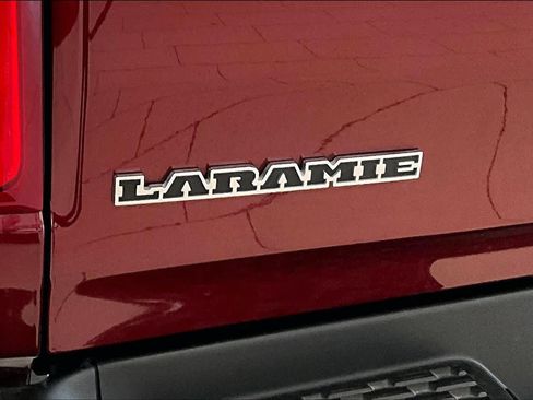 Used 2025 RAM 1500 Laramie w/ Laramie Southwest Edition AWD/4WD image 30
