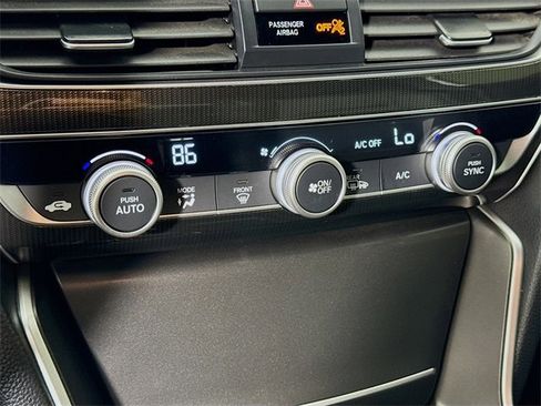 Used 2022 Honda Accord Sport image 15