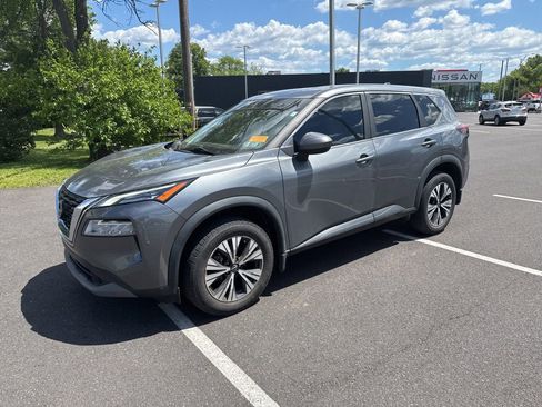 Used 2023 Nissan Rogue SV AWD/4WD image 1