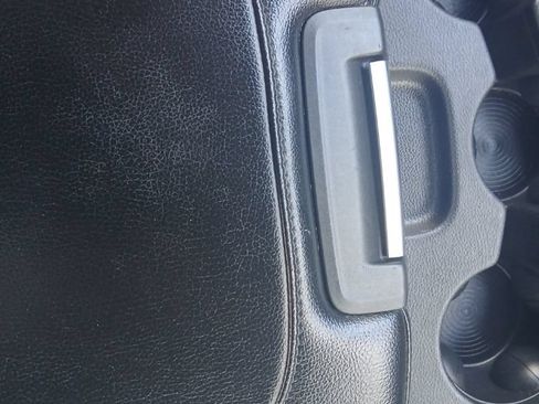 Used 2024 RAM 3500 Big Horn AWD/4WD image 31
