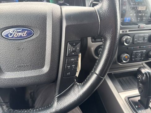 Used 2017 Ford Expedition EL XLT w/ Equipment Group 202A image 38