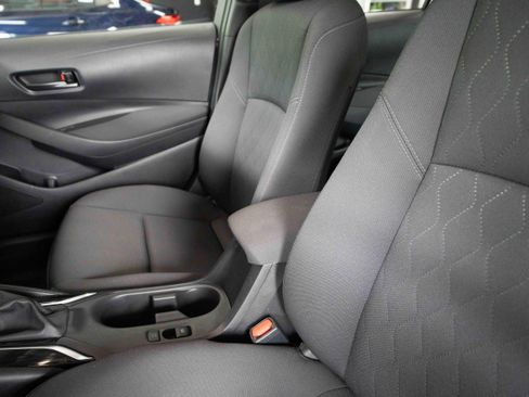 Used 2024 Toyota Corolla LE FWD image 10