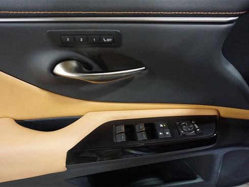 Used 2023 Lexus ES 350 350 image 4