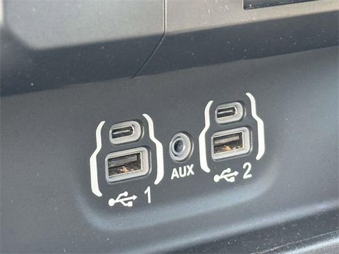 Used 2021 RAM 1500 Laramie w/ Sport Appearance Package image 6