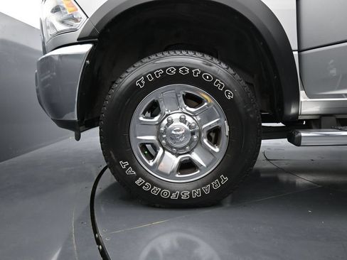 Used 2018 RAM 2500 Tradesman w/ Chrome Appearance Group AWD/4WD image 27