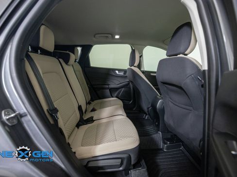 Used 2021 Ford Escape SE FWD image 37