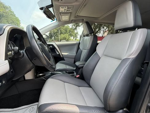Used 2013 Toyota RAV4 Limited FWD image 16