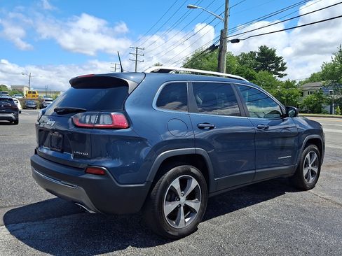 Used 2019 Jeep Cherokee Limited AWD/4WD image 6