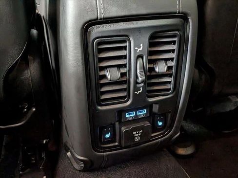 Used 2021 Jeep Grand Cherokee Trackhawk image 21