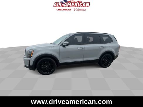 Used 2022 Kia Telluride EX w/ EX Premium Package image 4