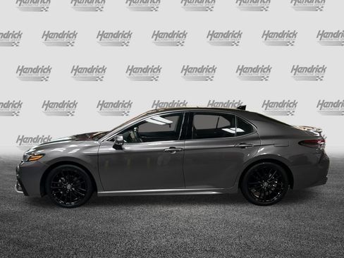 Used 2023 Toyota Camry XSE FWD image 7