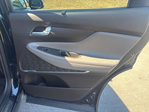 Used 2019 Hyundai Santa Fe FWD image 15