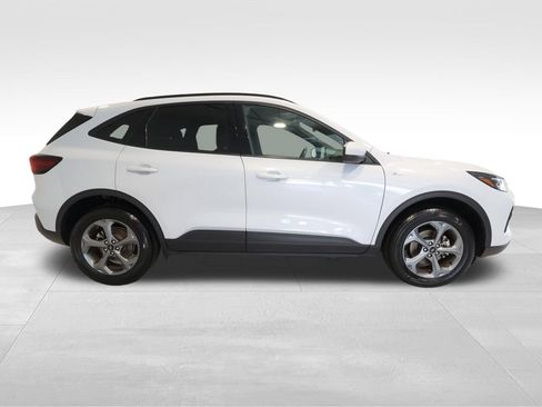 Used 2025 Ford Escape ST-Line Select AWD/4WD image 5