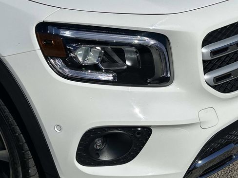 Used 2022 Mercedes-Benz GLB 250 4MATIC image 10