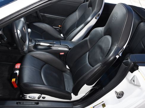 Used 2008 Porsche 911 Turbo AWD/4WD image 5