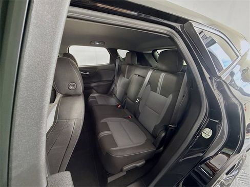 Used 2023 Chevrolet Blazer LT w/ Driver Confidence Package image 8
