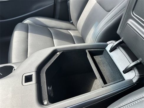 Used 2022 Genesis GV70 2.5T w/ Select Package image 26