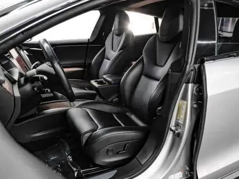 Used 2018 Tesla Model S 75D image 36