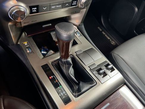 Used 2019 Lexus GX 460 Premium AWD/4WD image 18