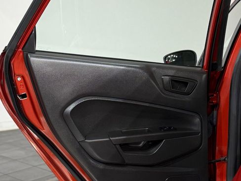 Used 2018 Ford Fiesta SE image 40